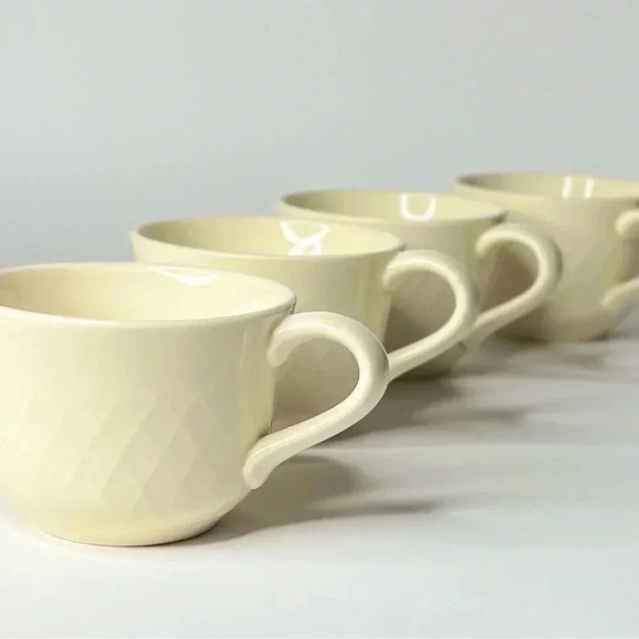 Vintage Franciscan Lattice Cream Tea Cups Coffee Mugs Set of 4 - Picture 1 of 7